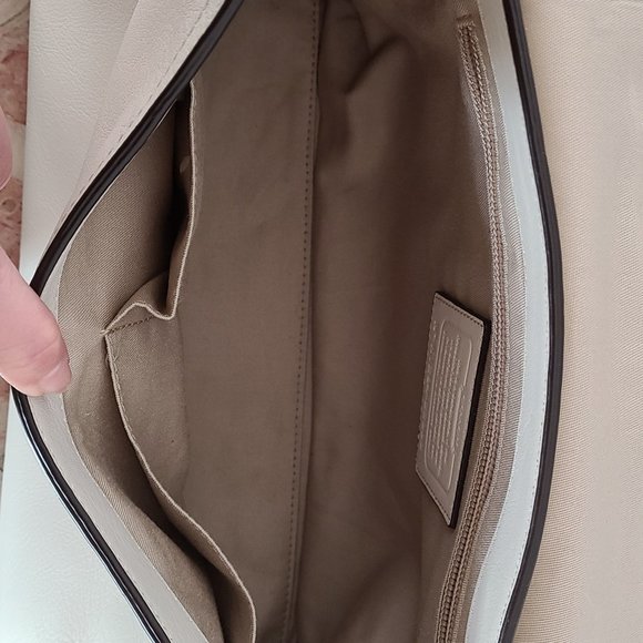 Coach Legacy shoulder/handbag - Picture 7 of 13